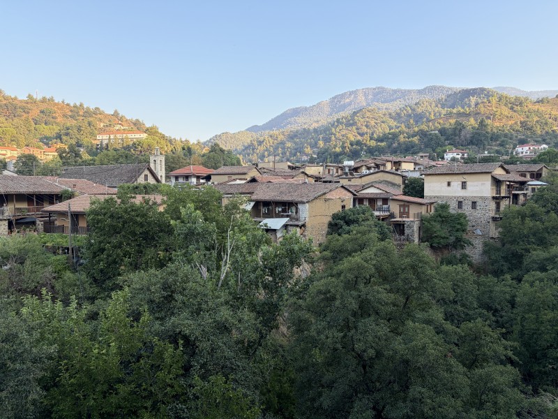 Vue sur l’autre rive de Kakopetria