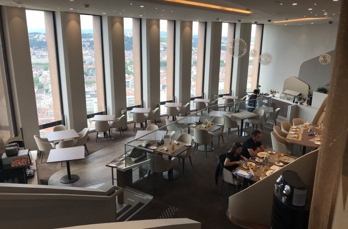 Celest Bar & Restaurant