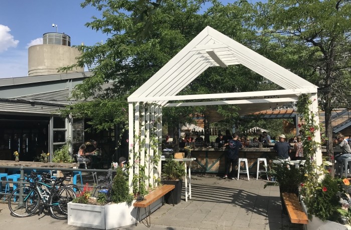 Le Marché des Éclusiers