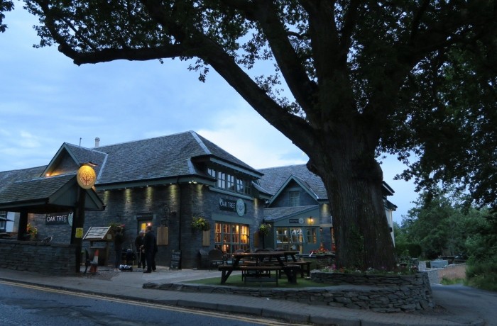 The Oak Tree Inn