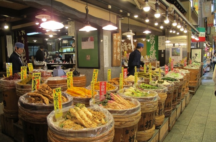 Nishiki market